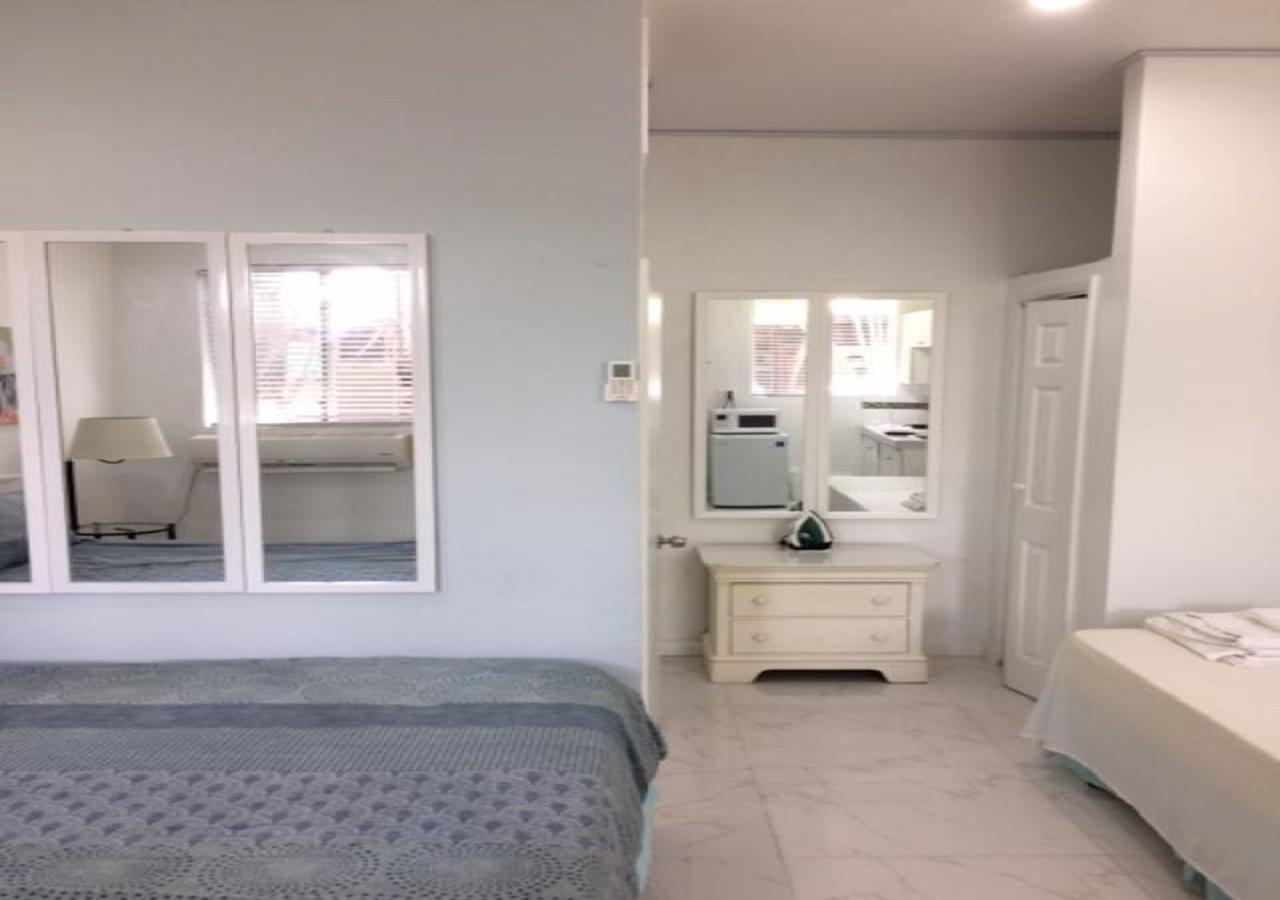 The Oasis Retreat Apartman Nassau Kültér fotó