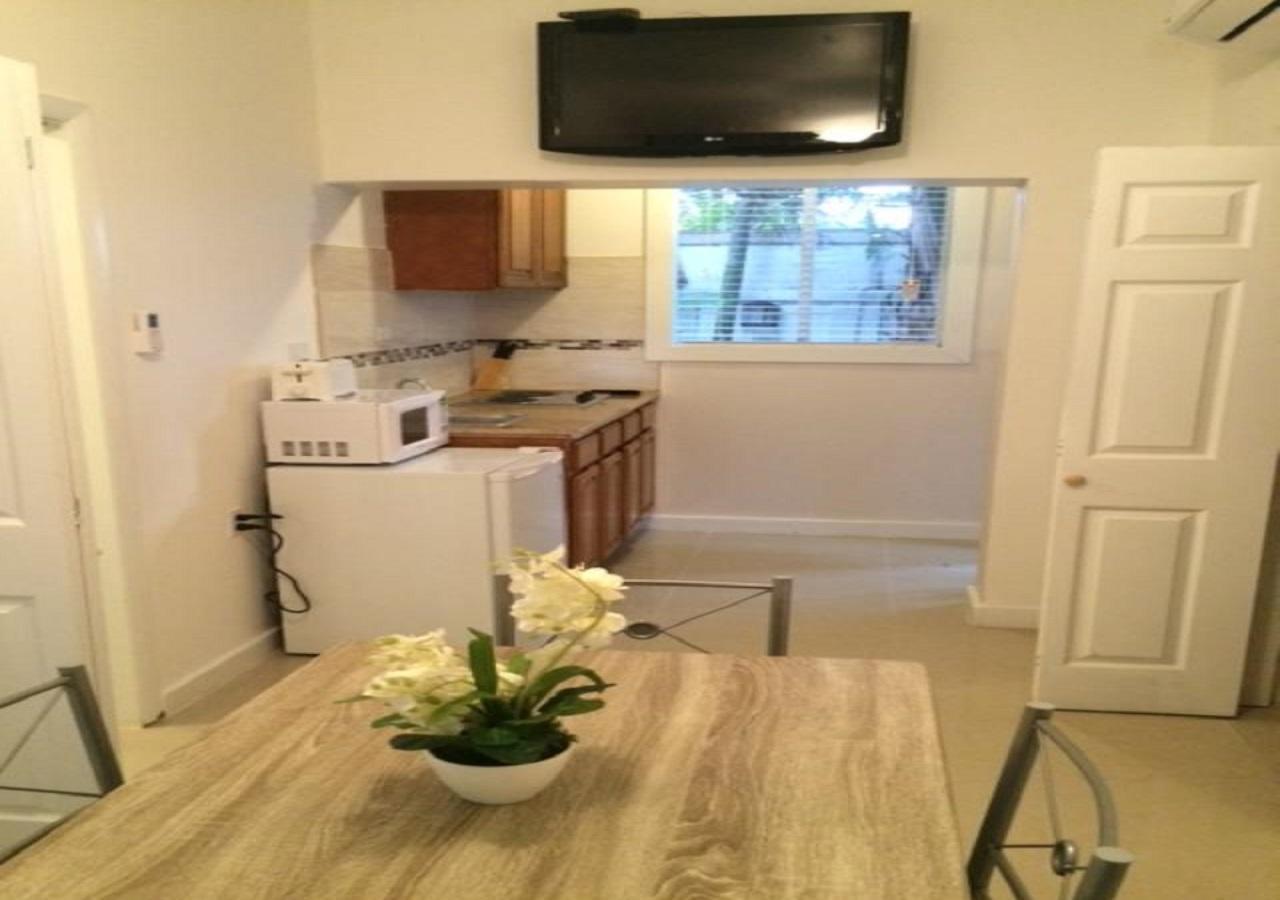 The Oasis Retreat Apartman Nassau Kültér fotó